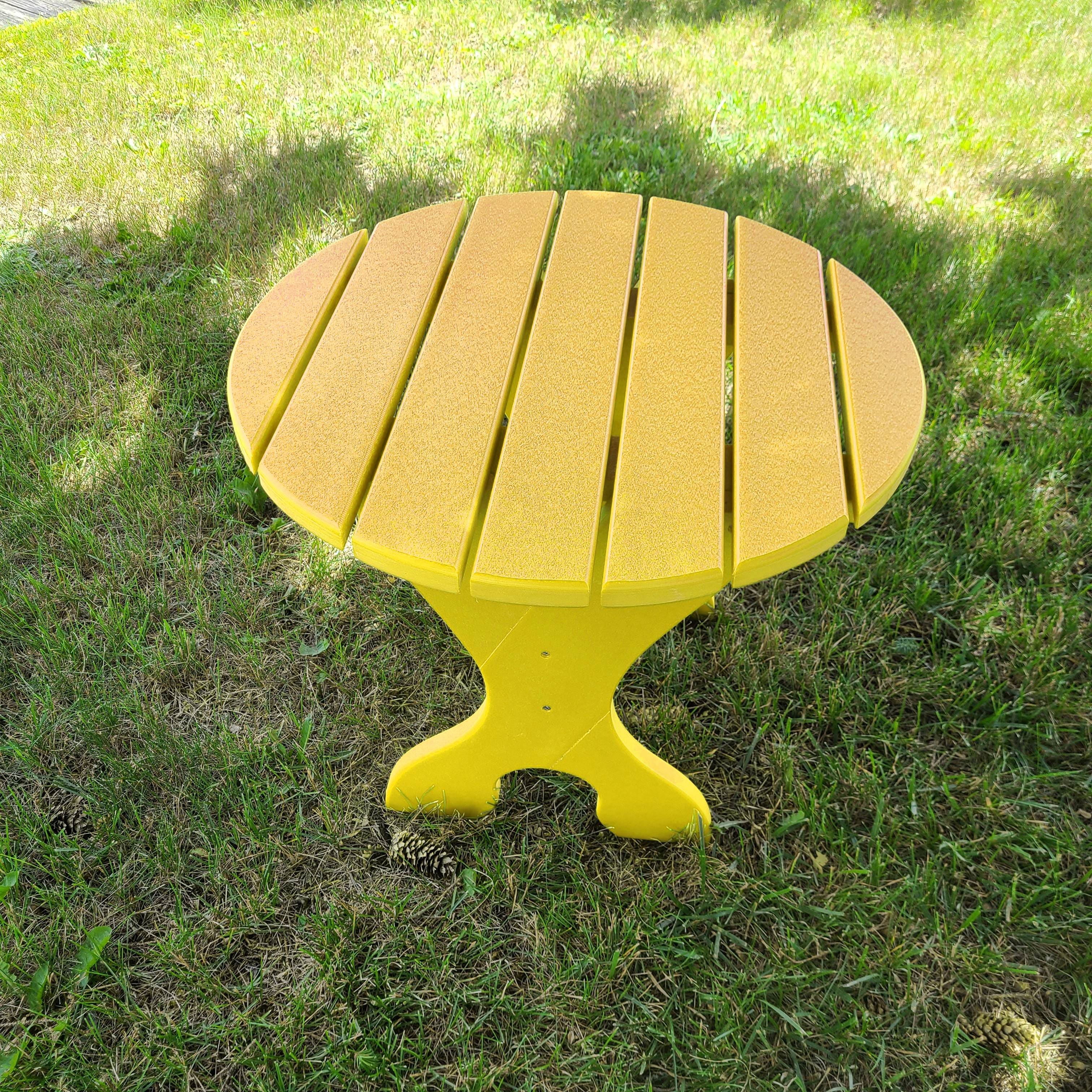 Poly-Luxe Recycled Plastic 24" Round Side Table