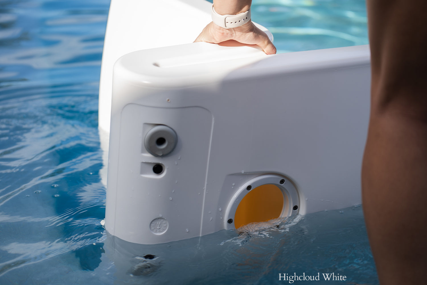 Line In-Pool Lounge Chair – Modern Outdoor Pool Chair