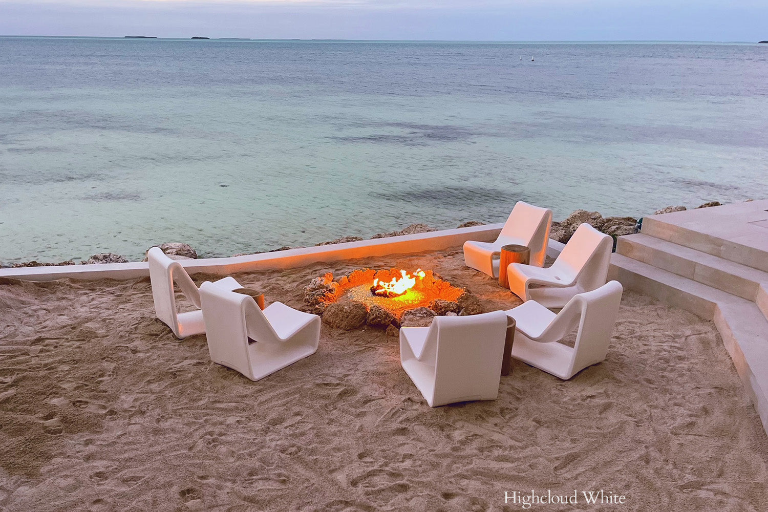 Loop Modern Outdoor Lounge Chair – In-Pool & Patio Tanning Ledge Chair