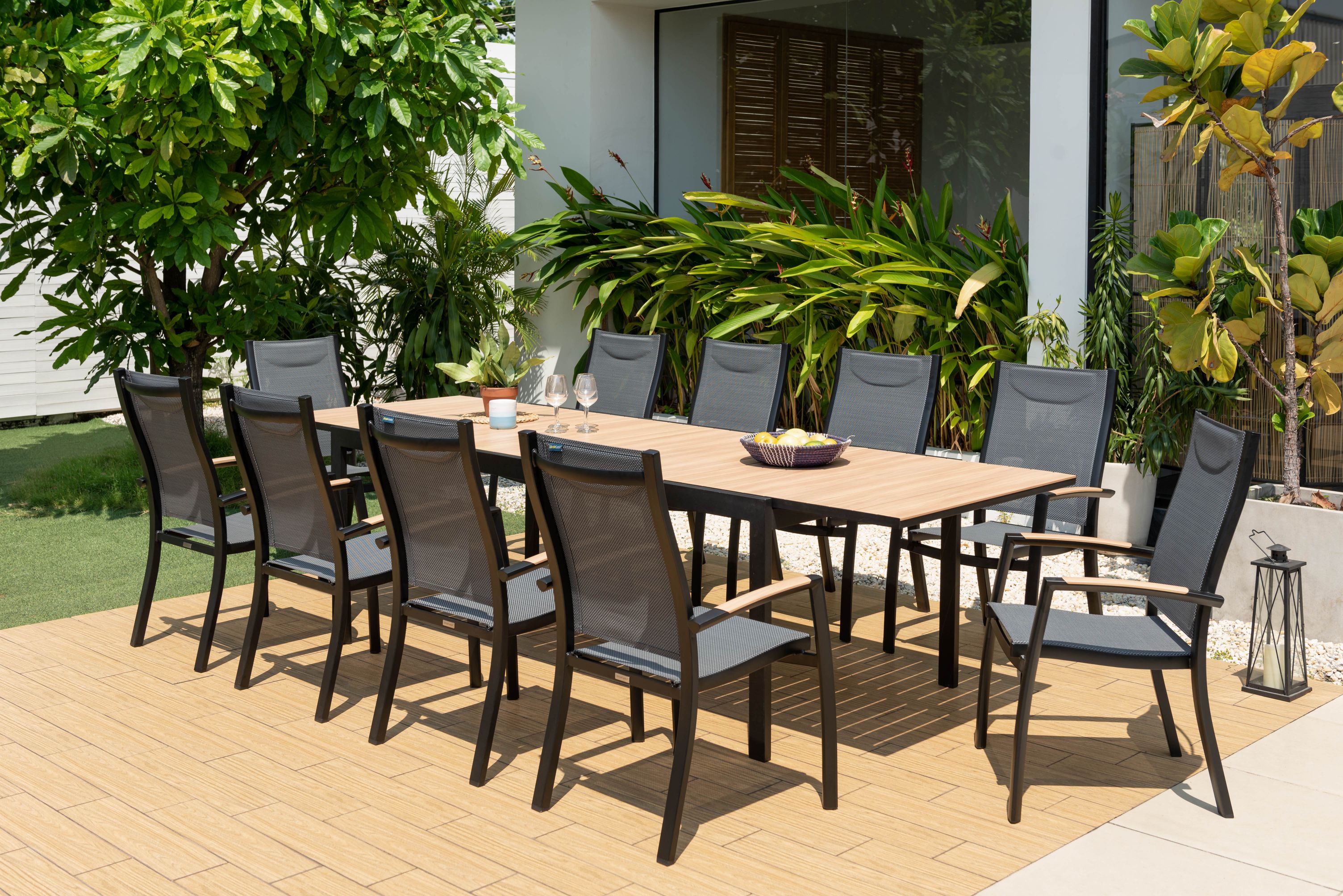 11-Piece Aluminum Extendable Outdoor Dining Set – Panama Dark