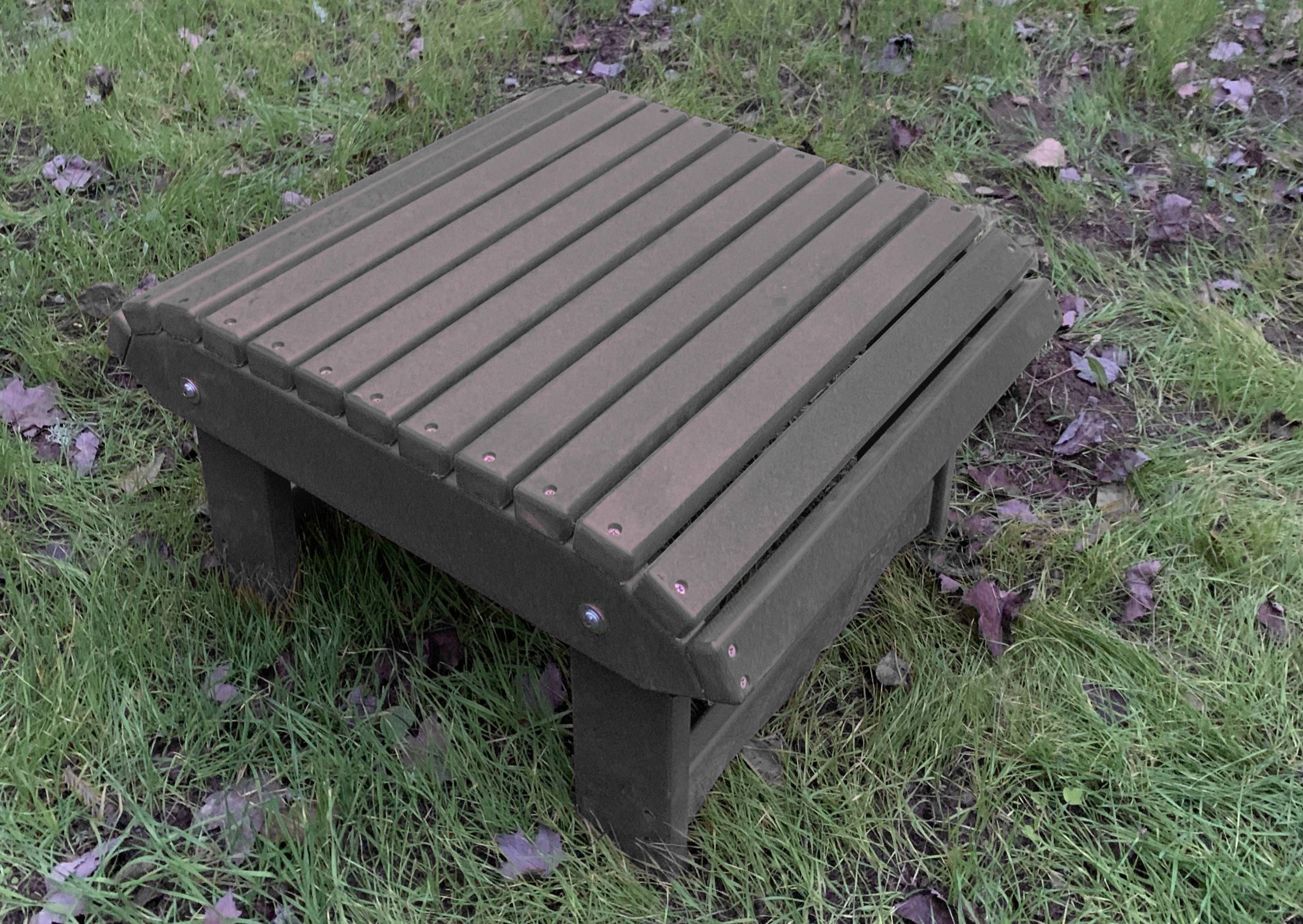 Poly-Luxe Classic  2-Position Ottoman (Standard)