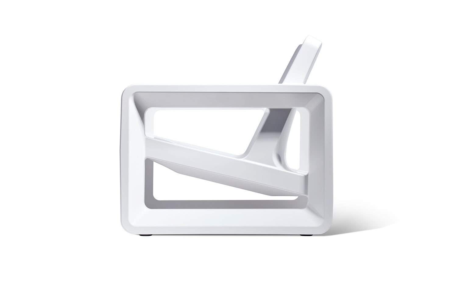 Deck Modern Outdoor Resin Lounge Chair – Patio & Poolside