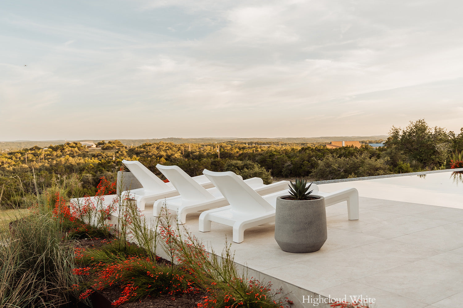 Deck Outdoor Chaise Lounge – Modern In-Pool & Patio Sun Lounger