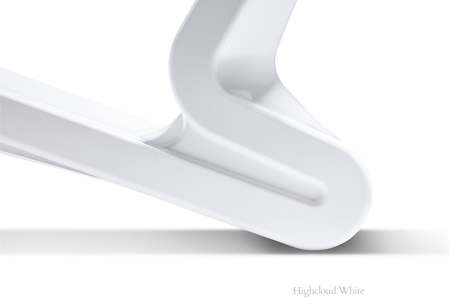 Line In-Pool Lounge Chair – Modern Outdoor Pool Chair