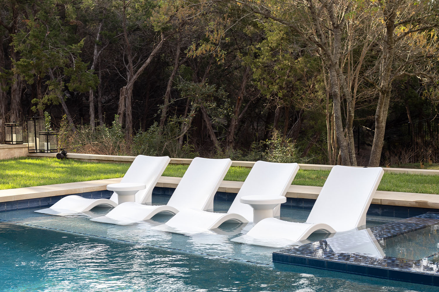 Line In-Pool Chaise Lounge – Modern Luxury Pool Lounger