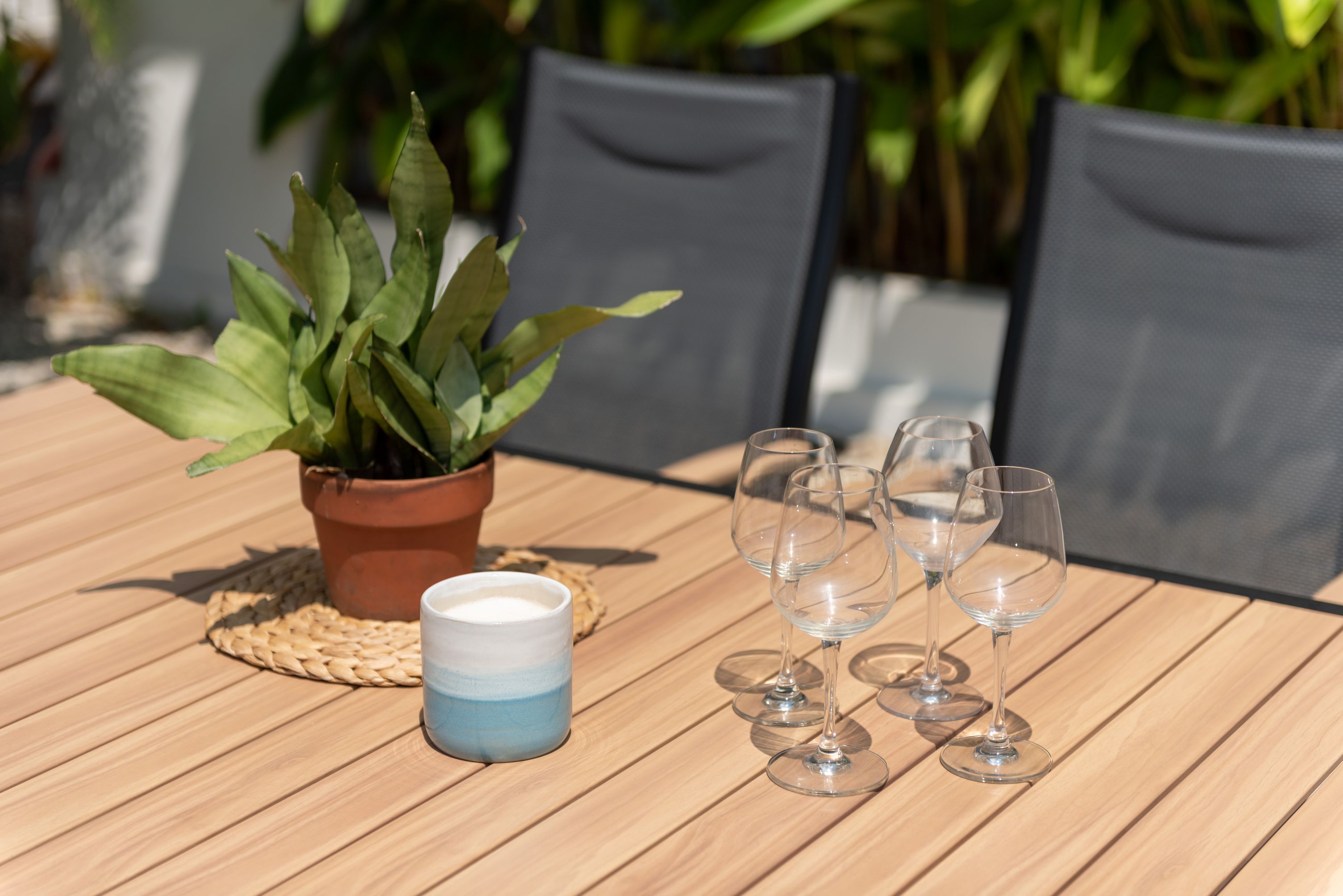 11-Piece Aluminum Extendable Outdoor Dining Set – Panama Dark