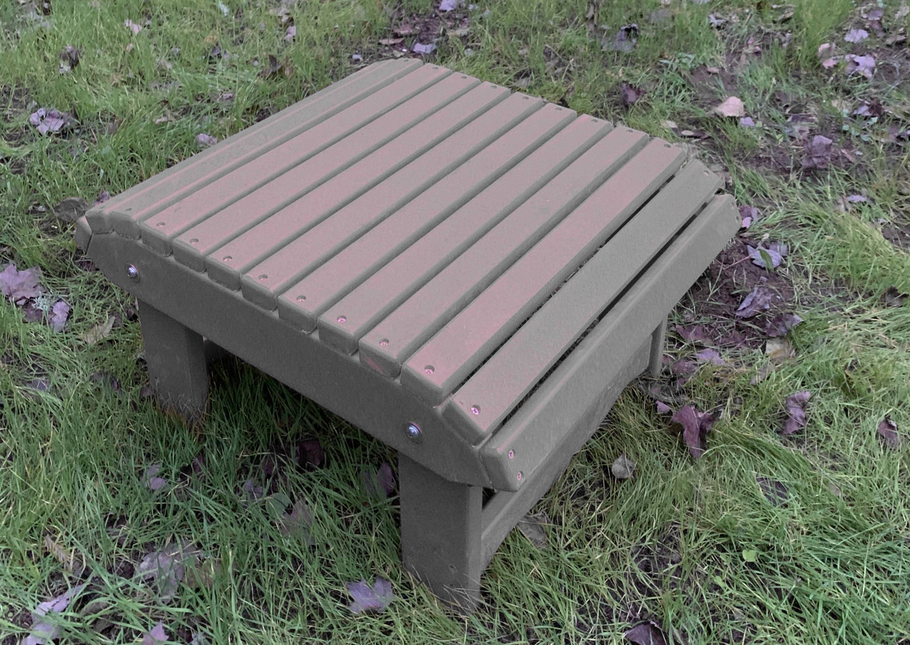 Poly-Luxe Classic  2-Position Ottoman (Standard)